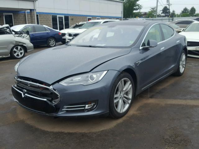 5YJSA1H17EFP40761 - 2014 TESLA MODEL S GRAY photo 2