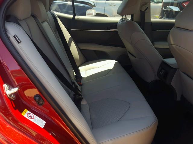 4T1B61HK3JU608667 - 2018 TOYOTA CAMRY XSE RED photo 6