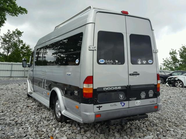 WD2PD744155743798 - 2006 AIRS MOTORHOME SILVER photo 3