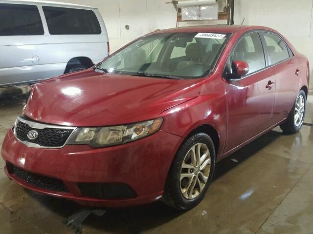 KNAFU4A22B5379611 - 2011 KIA FORTE BURGUNDY photo 2