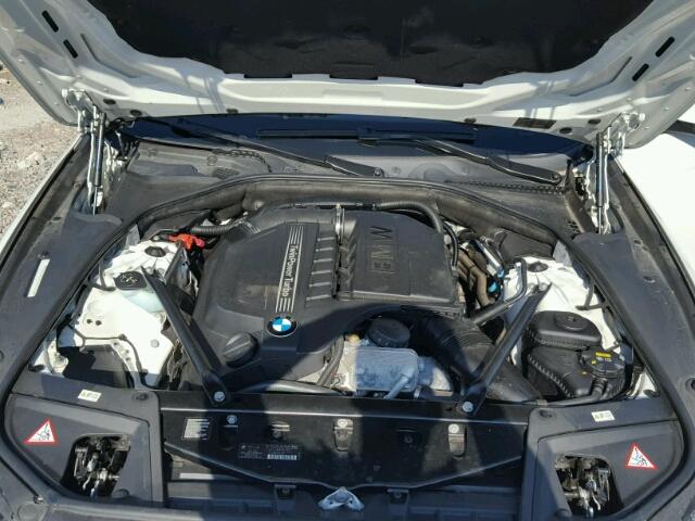 WBA5B3C53FD540210 - 2015 BMW 535 XI Blanc photo 7
