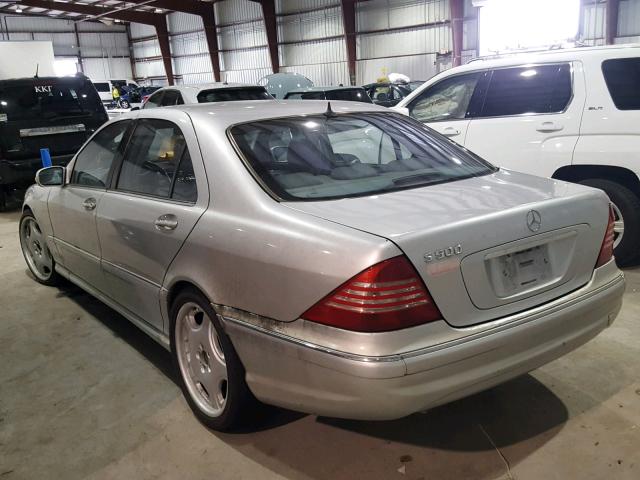 WDBNG75J92A279018 - 2002 MERCEDES-BENZ S 500 GRAY photo 3