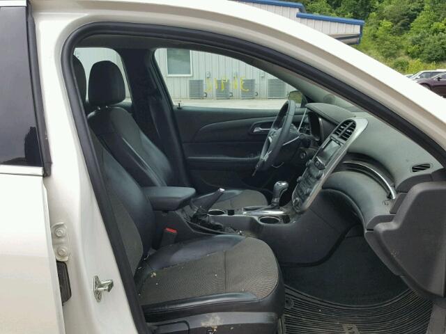 1G11C5SL8EF197576 - 2014 CHEVROLET MALIBU 1LT თეთრი ფოტო 5