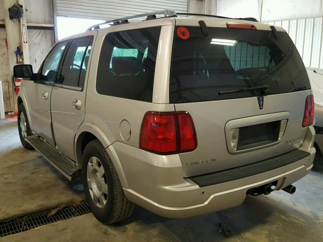 5LMFU27566LJ29789 - 2006 LINCOLN NAVIGATOR SILVER photo 3