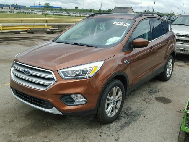 1FMCU0GD4HUD07987 - 2017 FORD ESCAPE SE BROWN photo 2