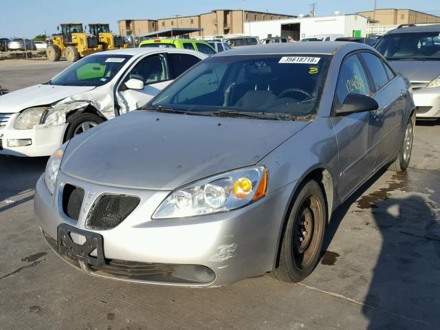 1G2ZF55B064192264 - 2006 PONTIAC G6 SE SILVER photo 2