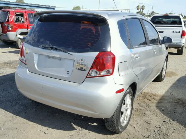 KL1TD66687B770744 - 2007 CHEVROLET AVEO BASE Күміс фото 4