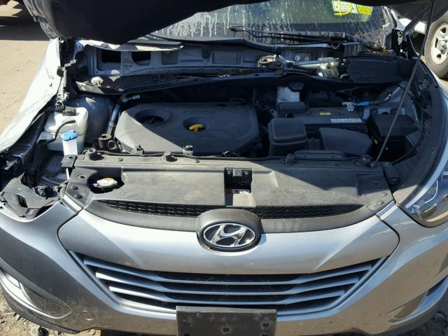 KM8JTCAF2EU946127 - 2014 HYUNDAI TUCSON GLS SILVER photo 7