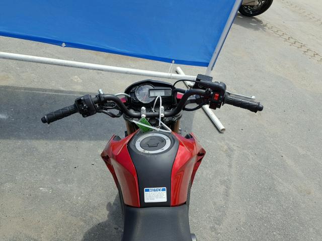 JKABRRJ18JDA11801 - 2018 KAWASAKI BR125 J RED photo 5