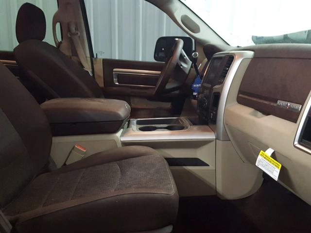 3C6UR5DL1HG733360 - 2017 RAM 2500 SLT BROWN photo 5