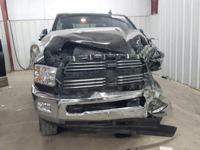 3C6UR5DL1HG733360 - 2017 RAM 2500 SLT BROWN photo 7