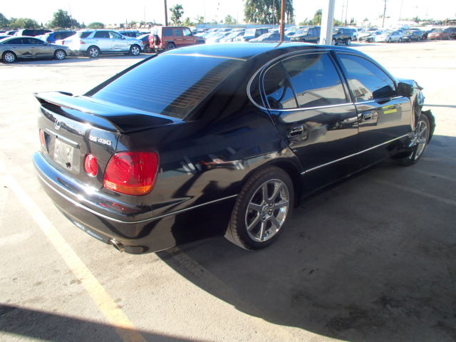 JT8BL69S040014279 - 2004 LEXUS GS 430 BLACK photo 4