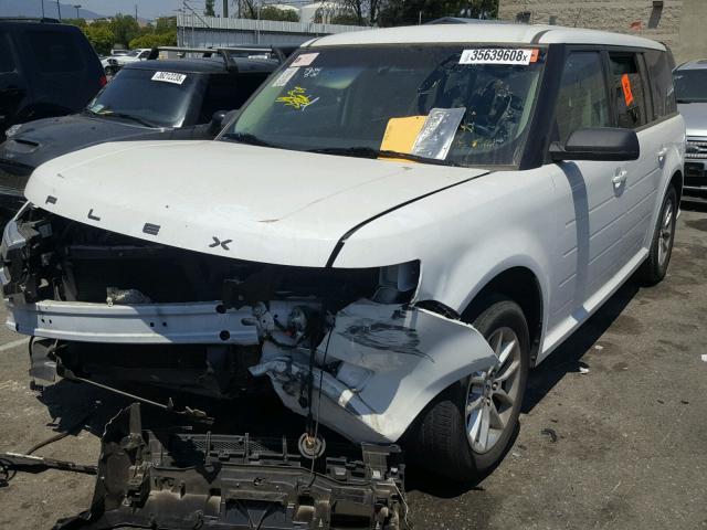 2FMGK5B86GBA18953 - 2016 FORD FLEX SE WHITE photo 2