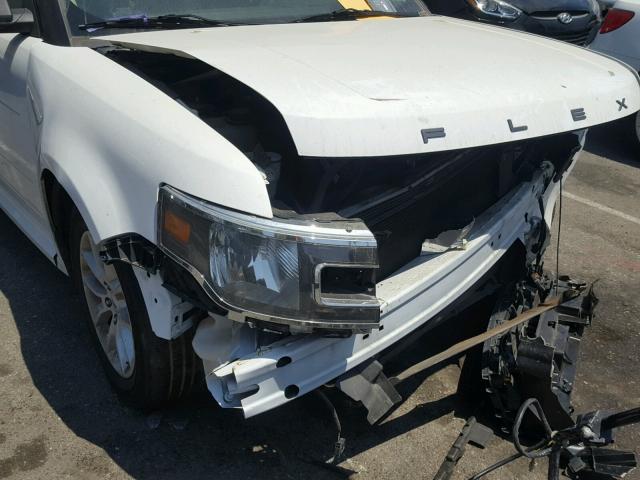 2FMGK5B86GBA18953 - 2016 FORD FLEX SE WHITE photo 9