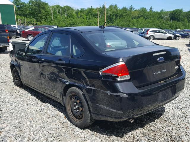 1FAHP34N88W188240 - 2008 FORD FOCUS S/SE BLACK photo 3