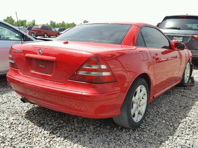 WDBKK49F71F177093 - 2001 MERCEDES-BENZ SLK 230 KO RED photo 4