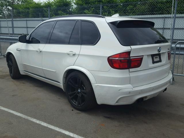 5YMGY0C5XCLK27835 - 2012 BMW X5 M WHITE photo 3