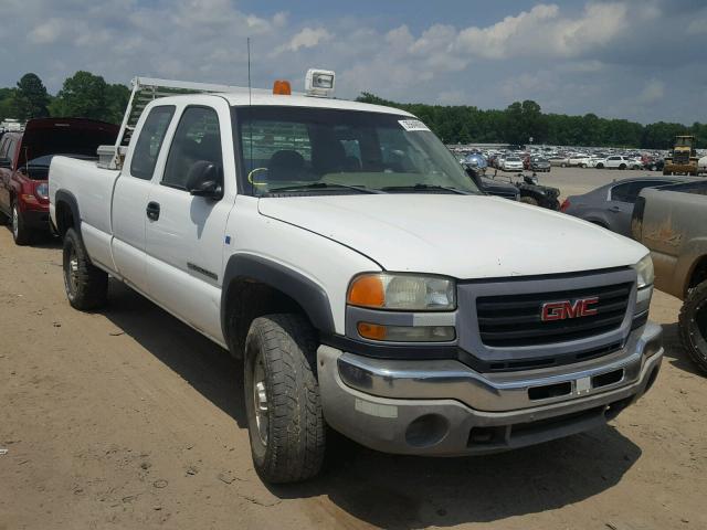 1GTHC29U53E189523 - 2003 GMC SIERRA C25 WHITE photo 1