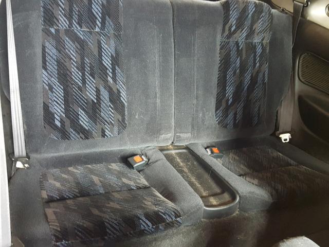 JH4DC435XWS019867 - 1998 ACURA INTEGRA LS SILVER photo 6