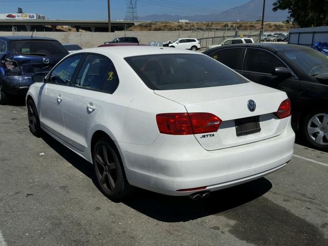 3VW2K7AJXCM382054 - 2012 VOLKSWAGEN JETTA BASE 白色 照片 3