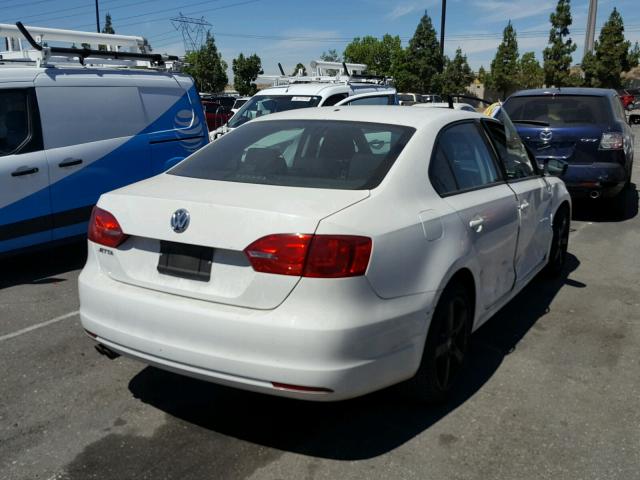 3VW2K7AJXCM382054 - 2012 VOLKSWAGEN JETTA BASE 白色 照片 4