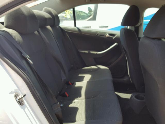 3VW2K7AJXCM382054 - 2012 VOLKSWAGEN JETTA BASE 白色 照片 6