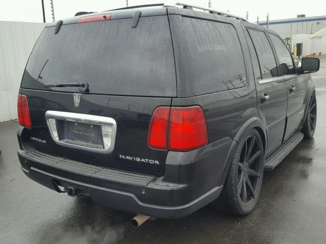 5LMFU275X6LJ12087 - 2006 LINCOLN NAVIGATOR BLACK photo 4