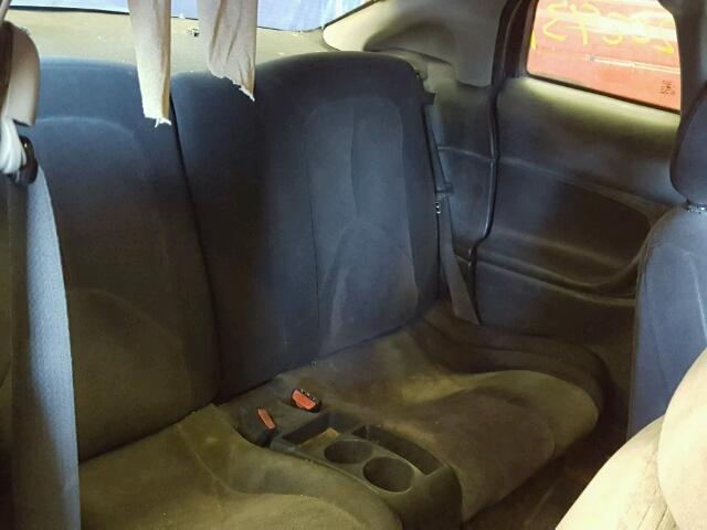 1G8ZY12712Z102898 - 2002 SATURN SC2 BLUE photo 6