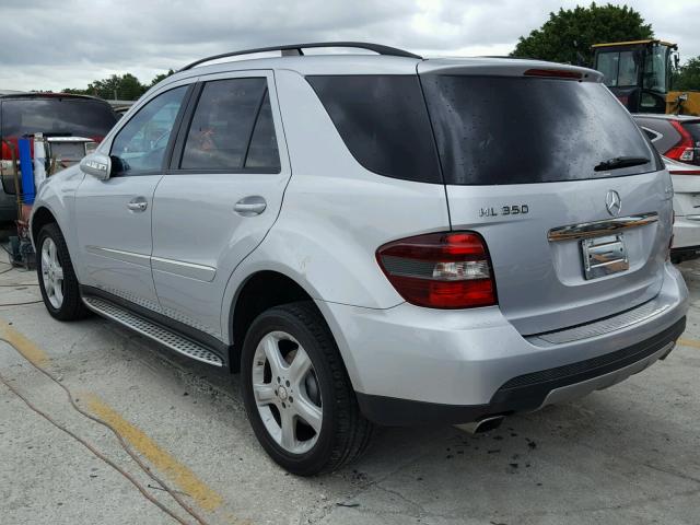 4JGBB86E38A422642 - 2008 MERCEDES-BENZ ML 350 SILVER photo 3