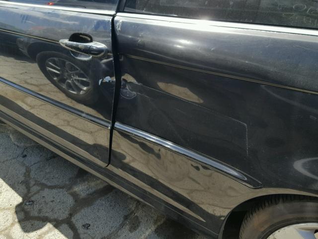 WBABV13464JT22606 - 2004 BMW 325 CI SUL BLACK photo 9