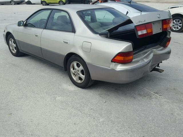 JT8BF28G1X5056531 - 1999 LEXUS ES 300 GRAY photo 3