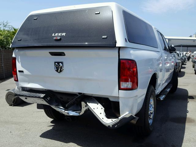 3C6UR4DL2GG268242 - 2016 RAM 2500 SLT WHITE photo 4