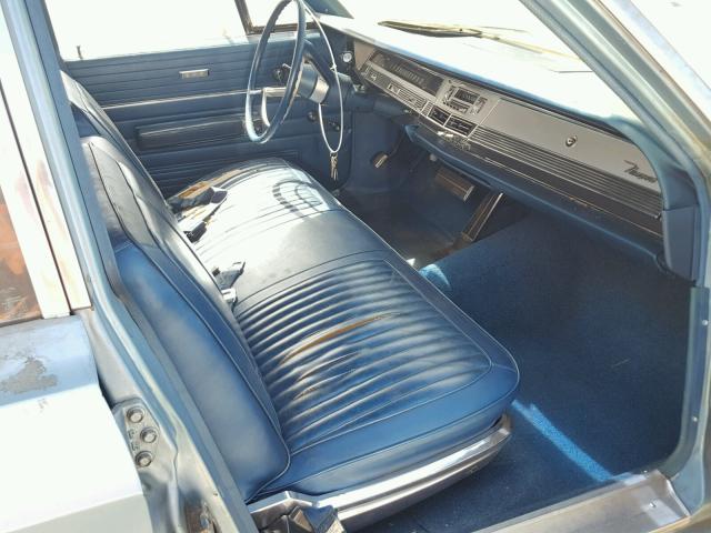 CE4168C309647 - 1968 CHRYSLER NEWPORT BLUE photo 5