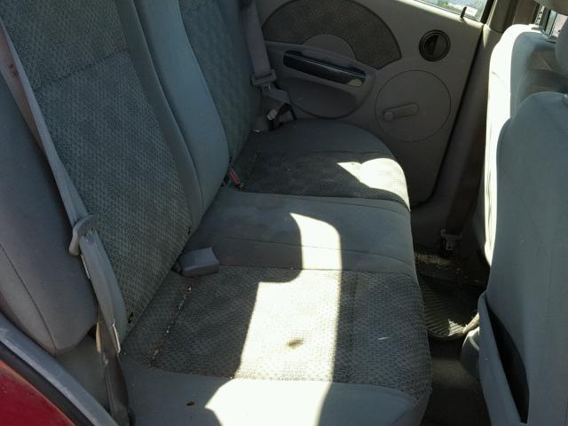 KL1TD52635B429717 - 2005 CHEVROLET AVEO BASE Czerwony zdjęcie 6