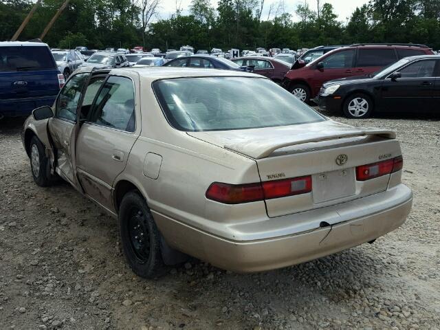 4T1BG22K8VU768934 - 1997 TOYOTA CAMRY CE GOLD photo 3