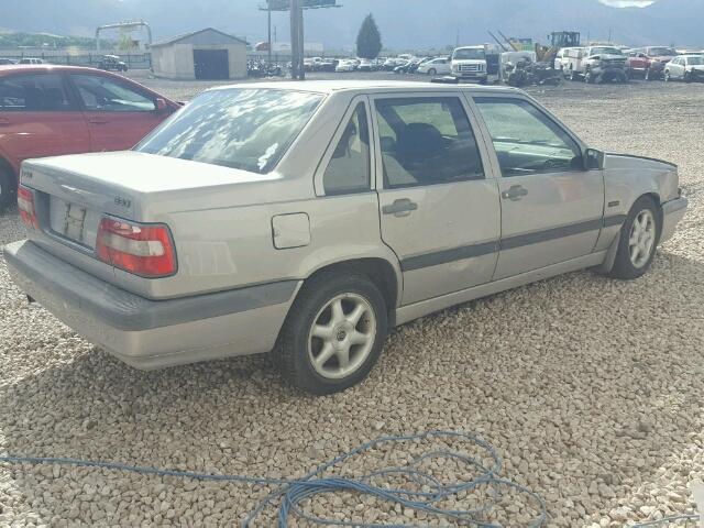 YV1LS554XV2382611 - 1997 VOLVO 850 银色 照片 4