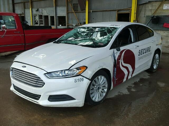 3FA6P0LU0GR264078 - 2016 FORD FUSION SE WHITE photo 2