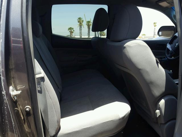 5TFJX4GN2FX039391 - 2015 TOYOTA TACOMA DOU CHARCOAL photo 6