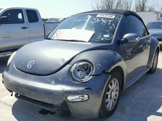 3VWCM31Y55M313392 - 2005 VOLKSWAGEN NEW BEETLE ნაცრისფერი ფოტო 2