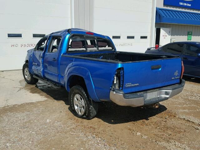 5TEMU52N15Z008742 - 2005 TOYOTA TACOMA DOU BLUE photo 3