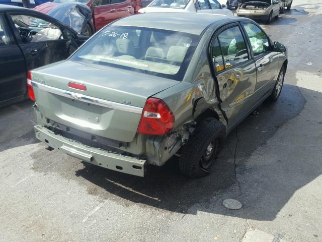 1G1ZS53F46F218049 - 2006 CHEVROLET MALIBU LS GREEN photo 4