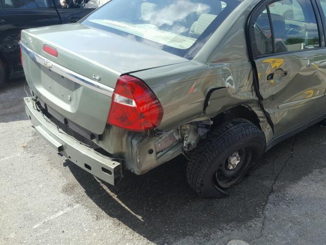 1G1ZS53F46F218049 - 2006 CHEVROLET MALIBU LS GREEN photo 9
