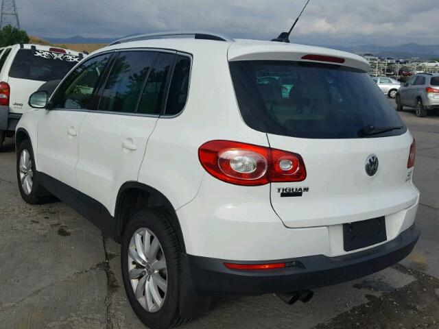 WVGBV7AX3BW521322 - 2011 VOLKSWAGEN TIGUAN S/S WHITE photo 3