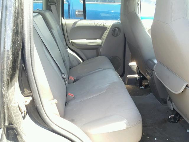 1J4GL38K13W515887 - 2003 JEEP LIBERTY RE BLACK photo 6