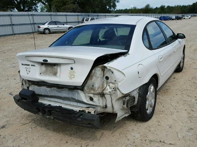 1FAFP56U86A221822 - 2006 FORD TAURUS SEL WHITE photo 4