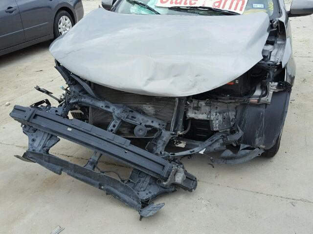 KNAFU4A25D5668629 - 2013 KIA FORTE EX GRAY photo 9