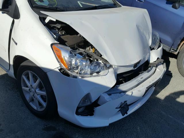 JTDKDTB39D1056430 - 2013 TOYOTA PRIUS C WHITE photo 9