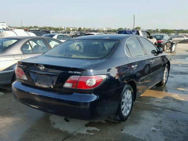 JTHBF30G325037392 - 2002 LEXUS ES 300 BLUE photo 4