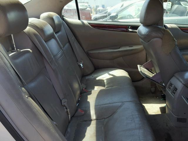 JTHBF30G630110835 - 2003 LEXUS ES 300 CREAM photo 6