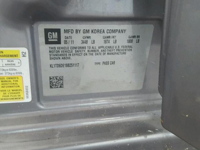 KL1TD6DE1BB251117 - 2011 CHEVROLET AVEO LS GRAY photo 10